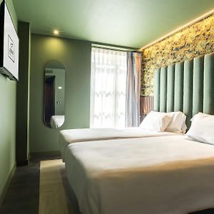 Habitación con Cama King